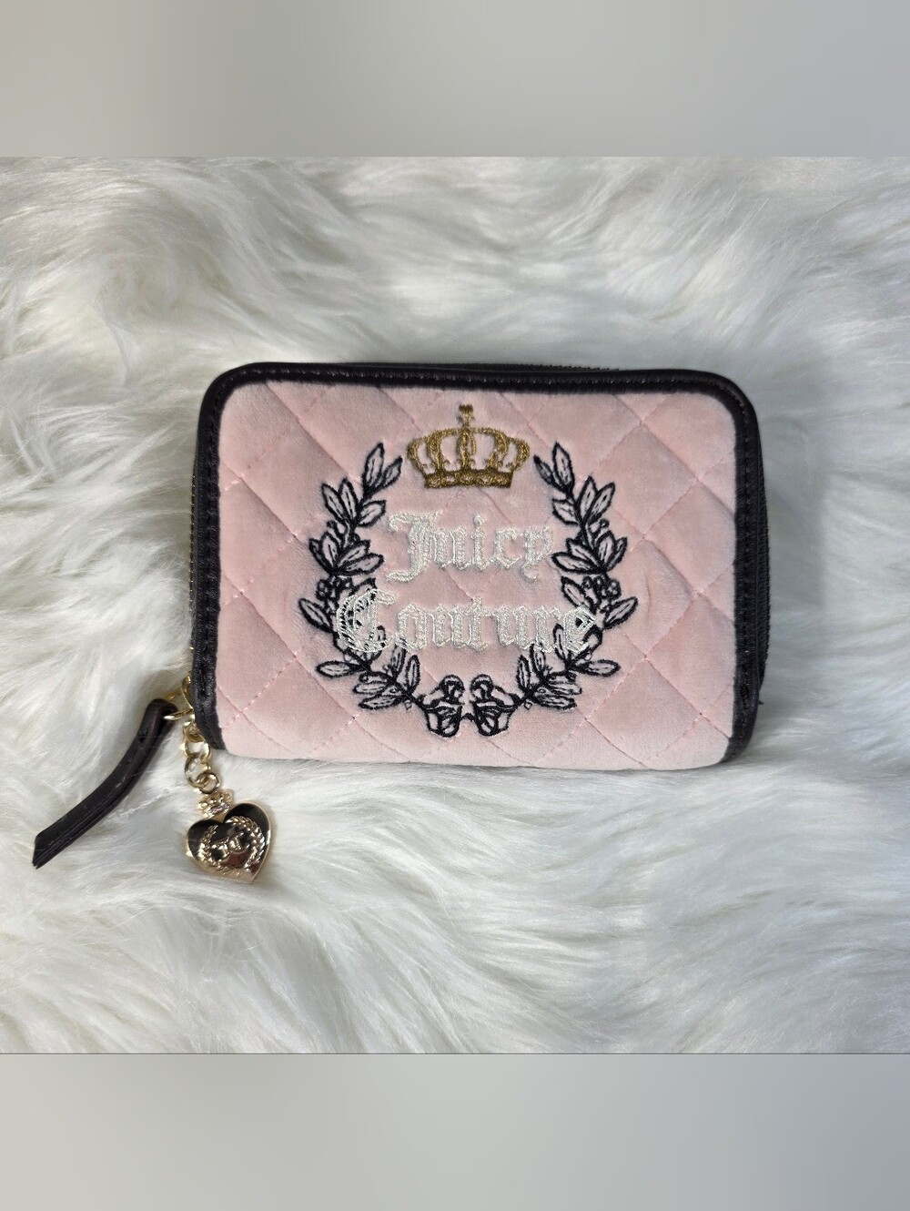Juicy Couture Royal Couture Medium Double Zip-Around Wallet Like New